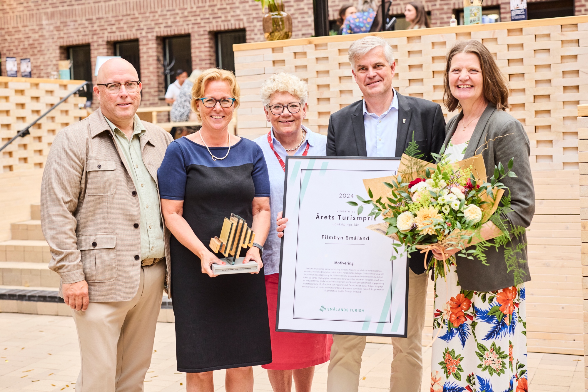 Representanter från Filmbyn med Helene Berg och ordförande